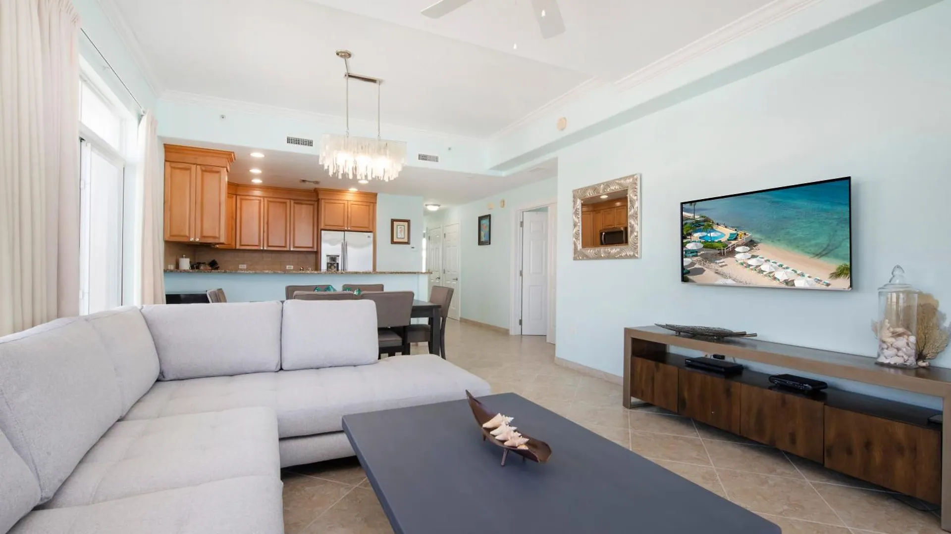 Apartment South Bay Beach Club 30 - 3 Bedroom 2 Bathroom Unit George Town