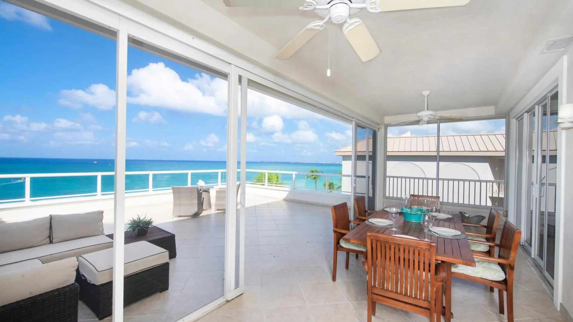 South Bay Beach Club 30 - 3 Bedroom 2 Bathroom Unit George Town